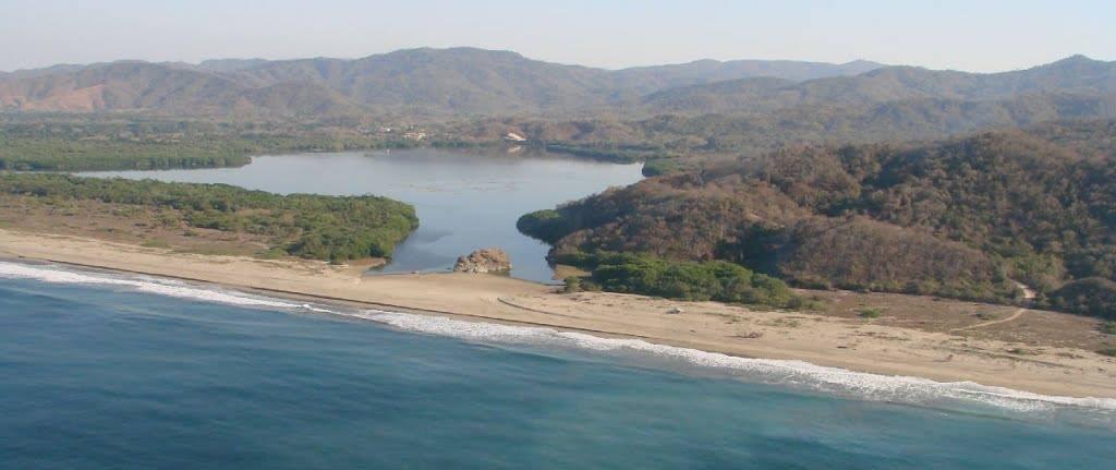 Sandee Playa La Tuza De Monroy