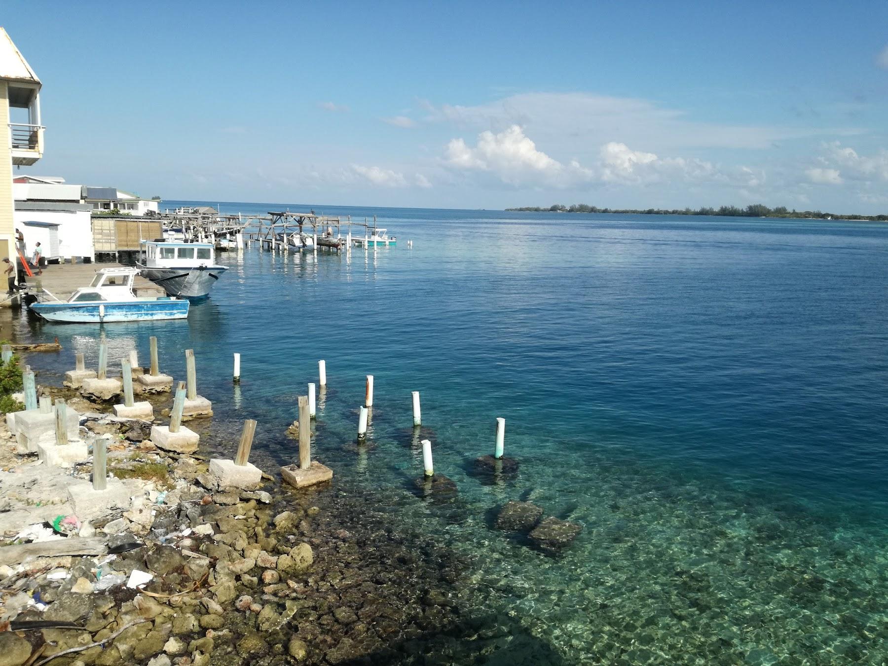 Sandee Utila Cays