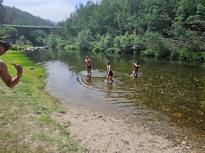 Sandee - Fluvial Do Alfusqueiro Beach