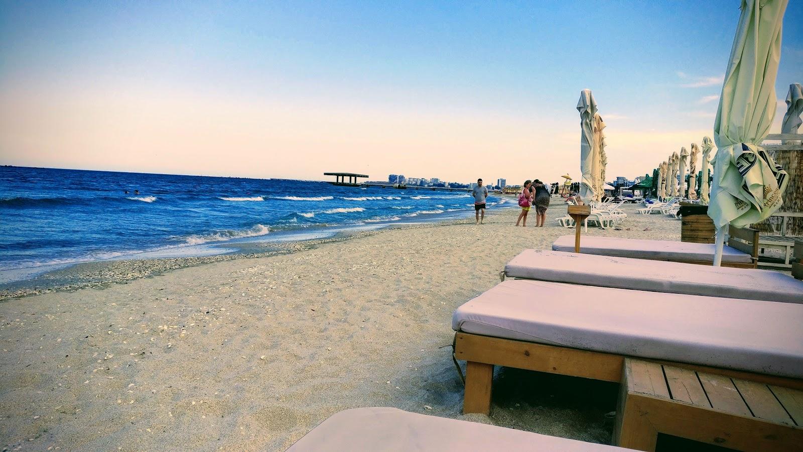 Sandee Tomis Beach