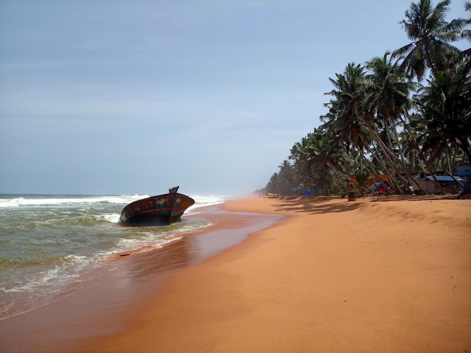 Sandee Thumba Beach Photo