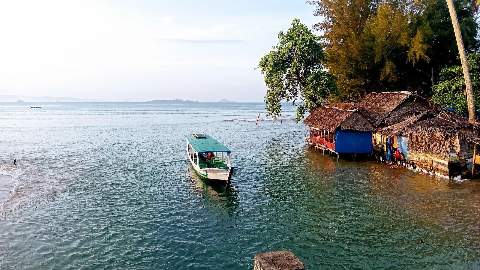 Sandee Lesehan & Penginapan Batu Kalang Beach Photo