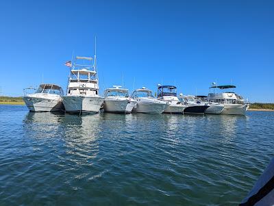 Sandee - Dinghy Beach