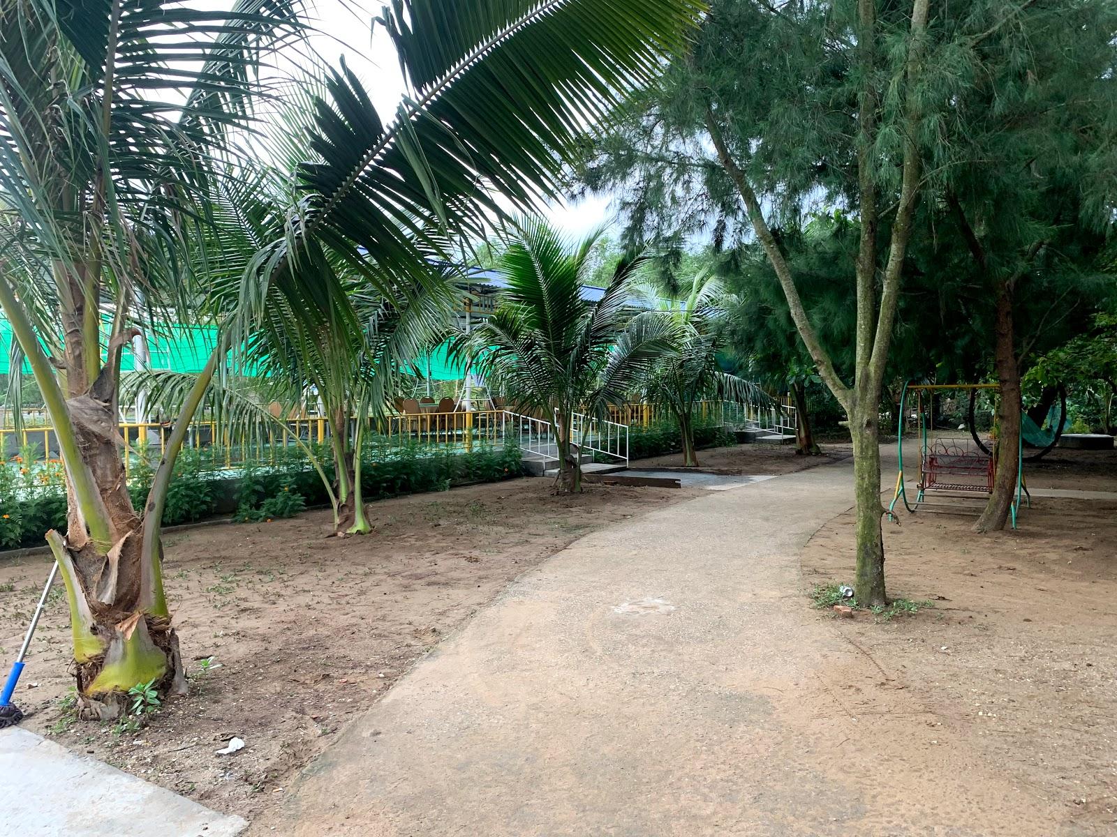 Sandee Vinh Quang Beach