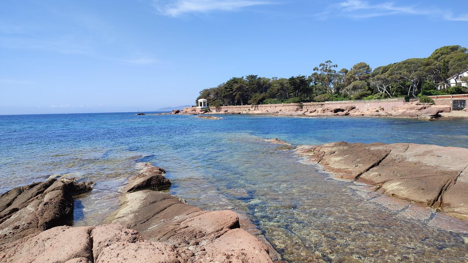 Sandee Plage De L'Homme Mort