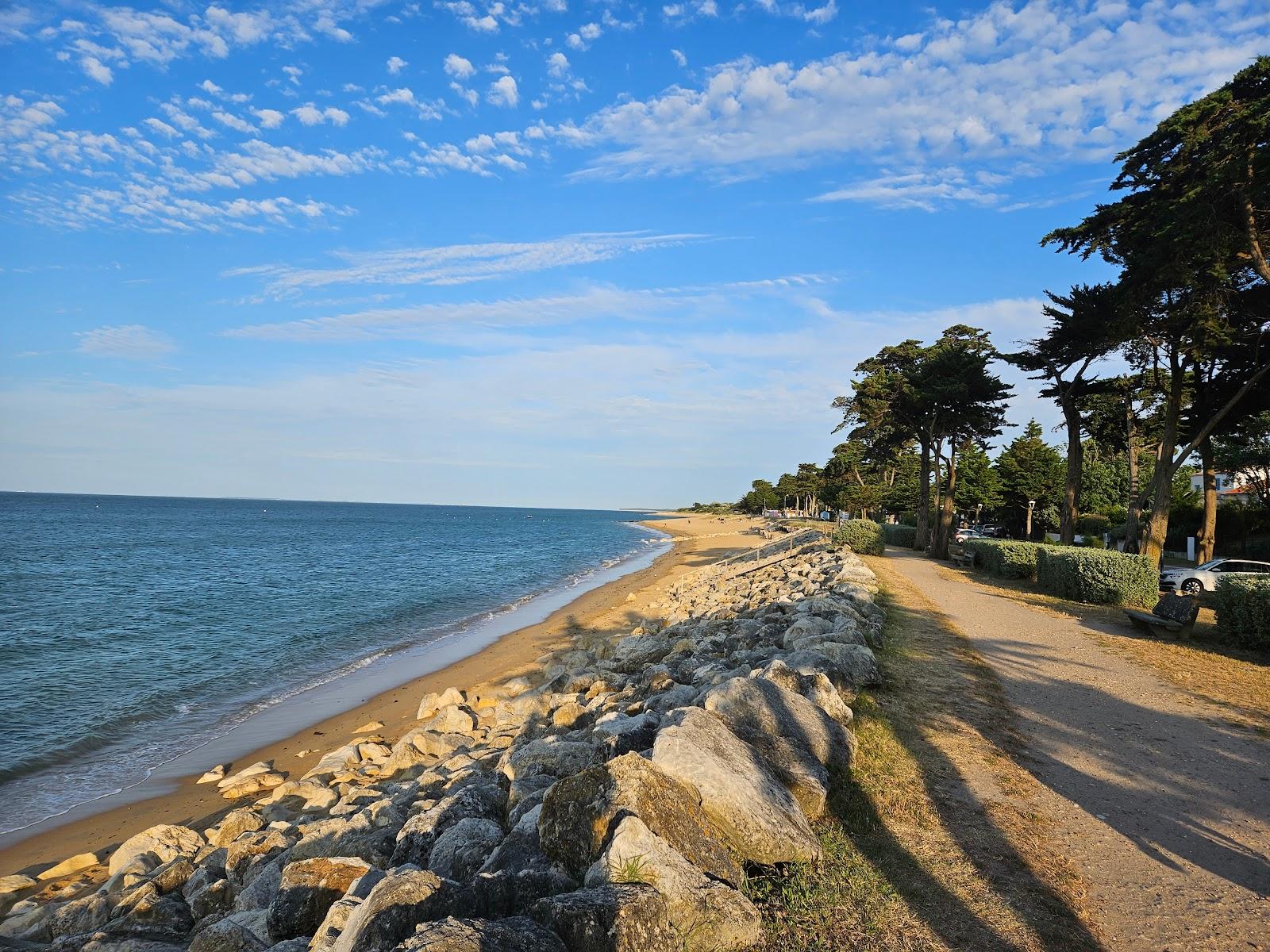 Sandee Plage De Planginot Photo