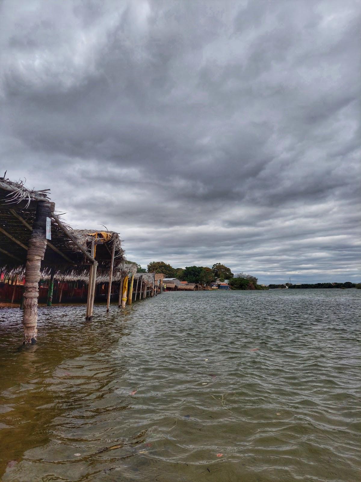 Sandee - Country / Ilha do Rodeadouro