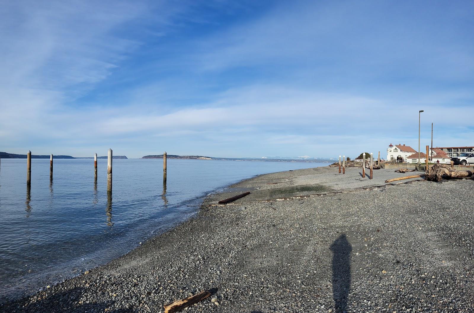Sandee Mukilteo Park South, Rail