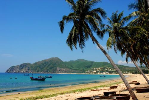Sandee - Beach Tu Nham