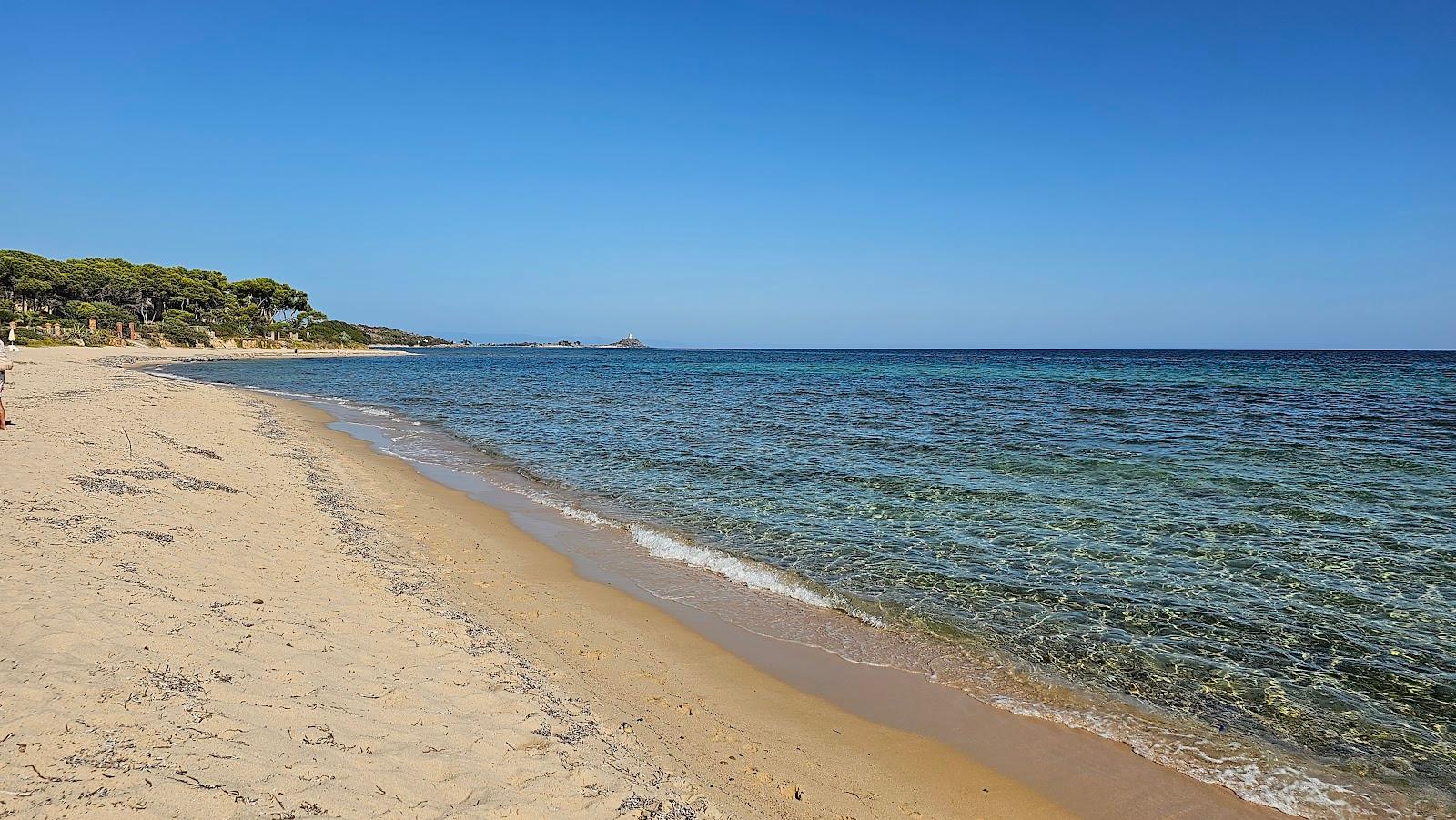 Sandee Spiaggia Foxi E Sali Photo