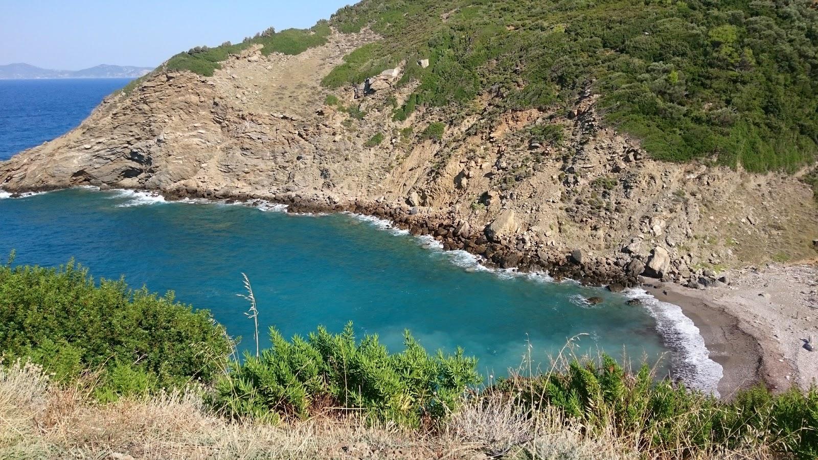 Sandee Vathias Beach