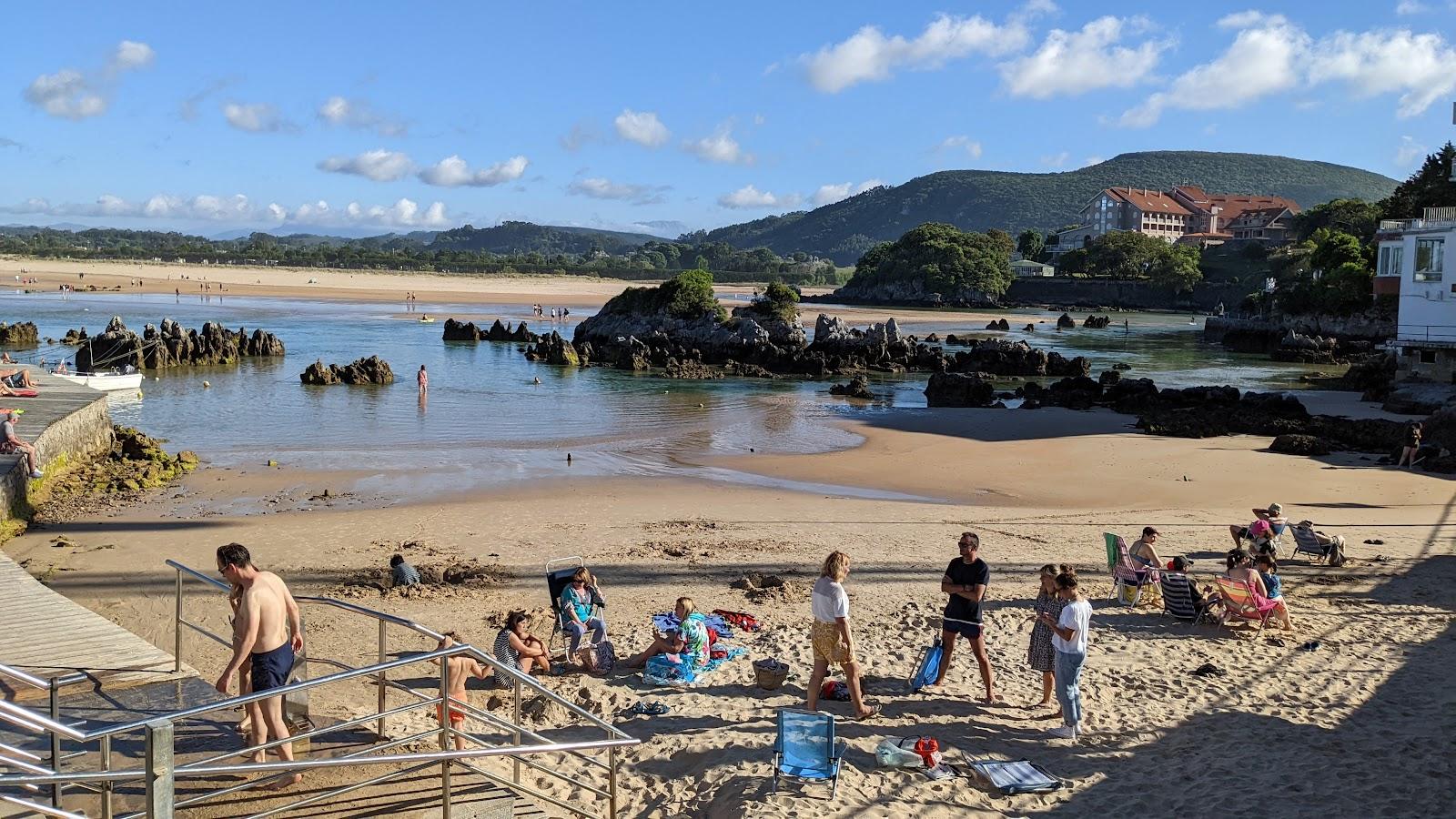 Sandee Playa De Los Barcos Photo