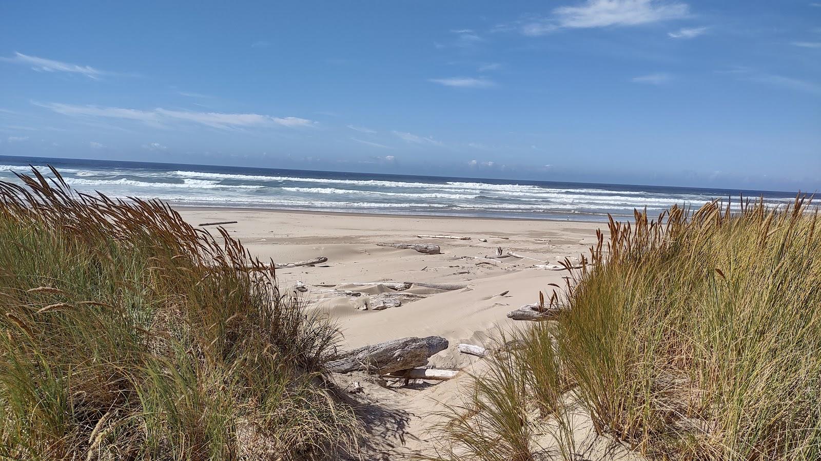 Sandee - Nehalem Bay Jetty Trail