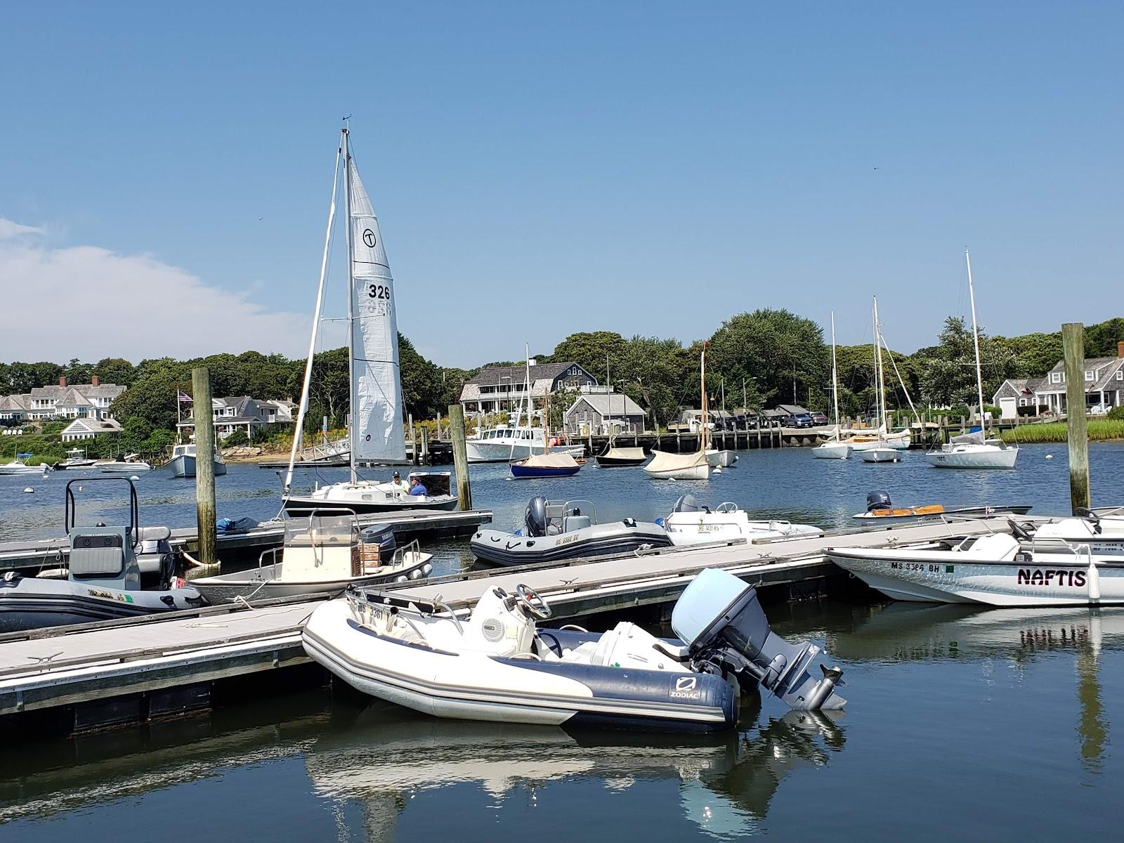 Sandee Stone Horse Yacht Club