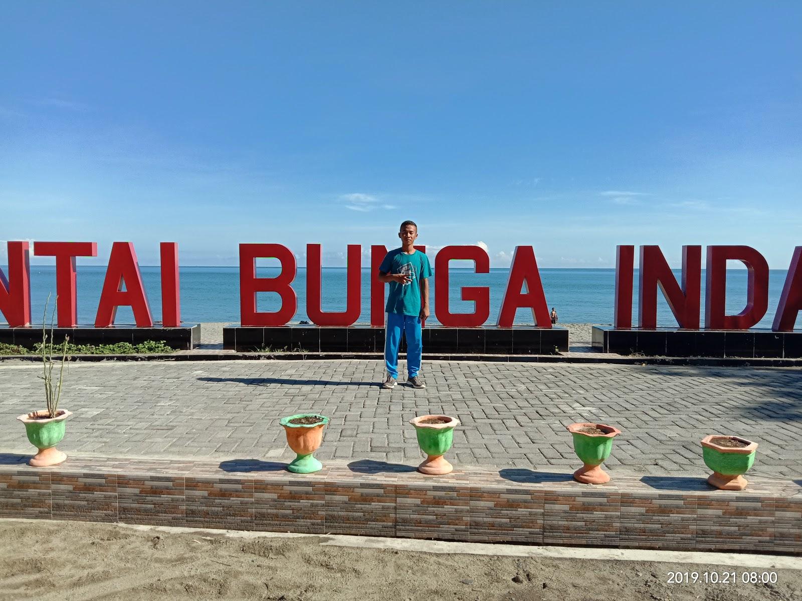 Sandee Pantai Bunga Indah