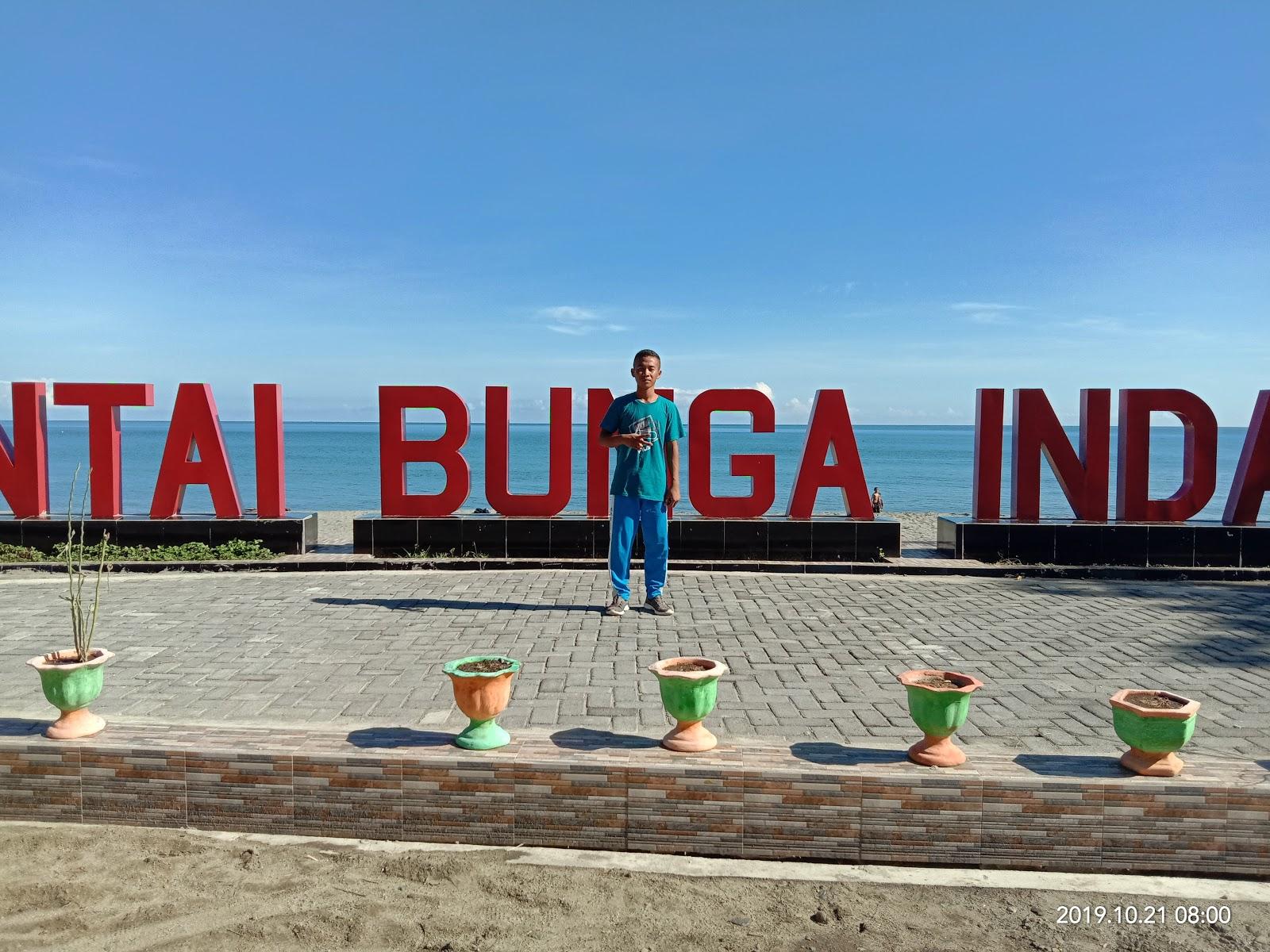 Sandee Pantai Bunga Indah Photo