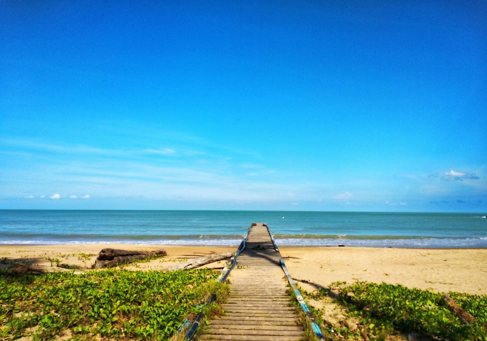 Sandee Kampung Teluk Melano