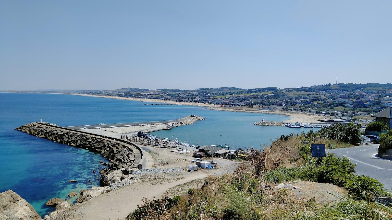 Sandee Karaburun Sahili