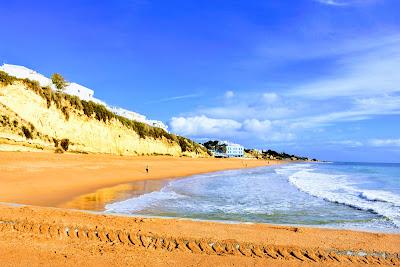 Sandee - Praia Dos Leotes