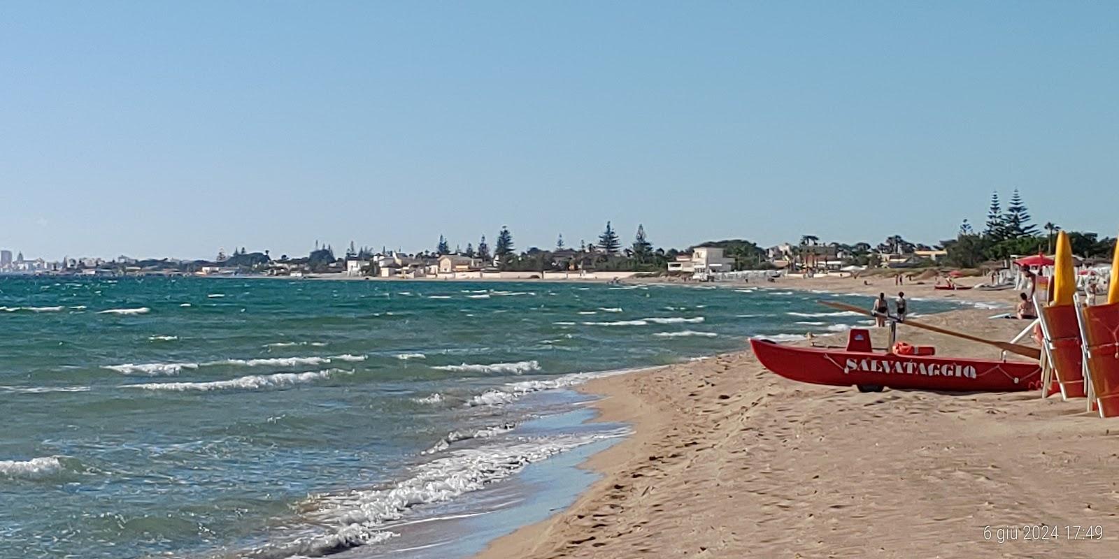 Sandee Lido Zelig Beach Photo