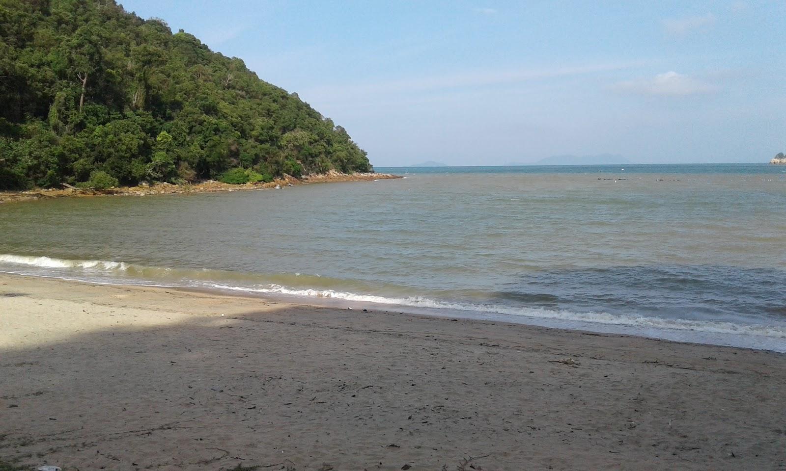 Sandee Teluk Buih