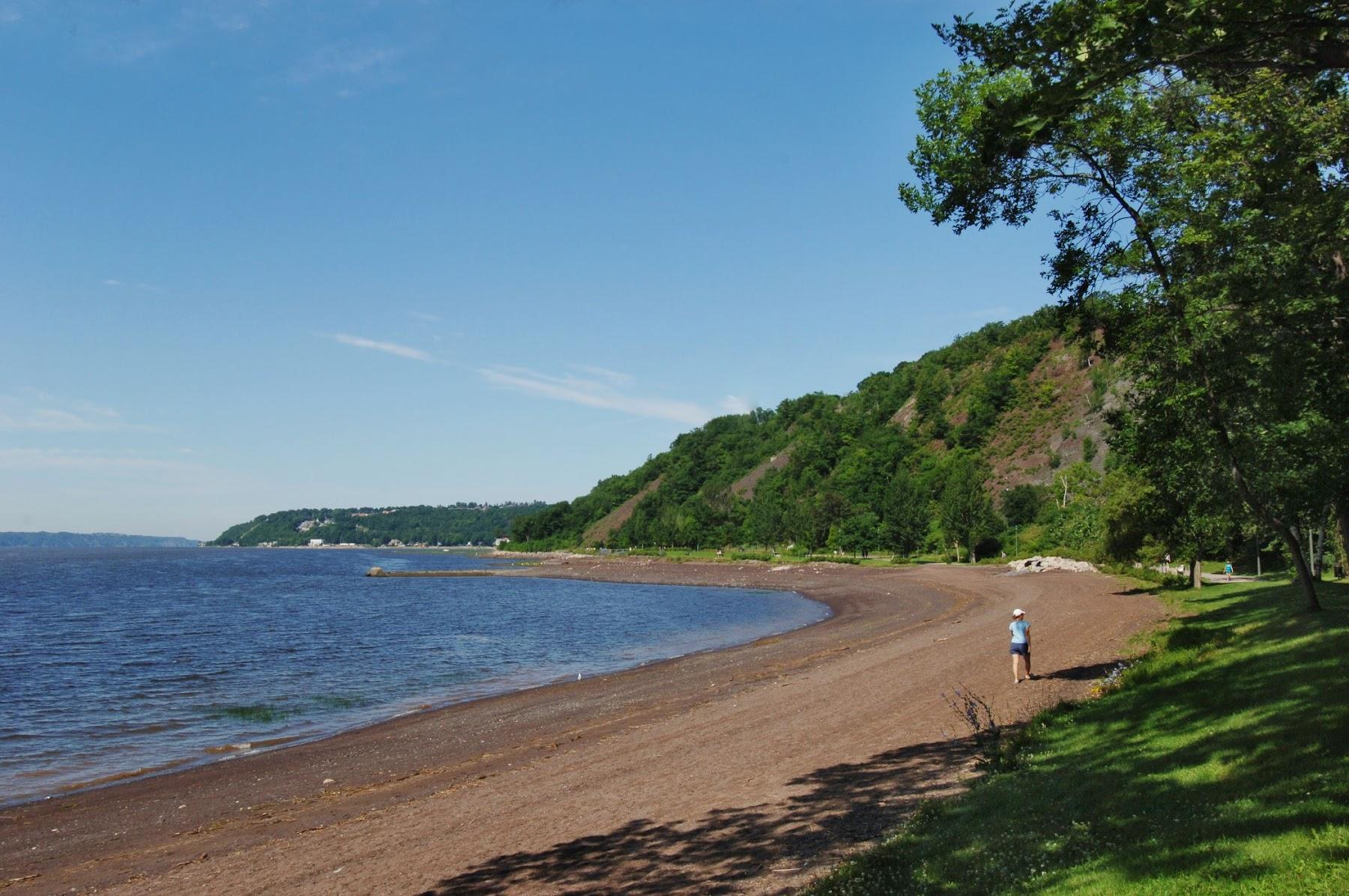 Sandee Parc De La Plage-Jaques-Cartier Photo