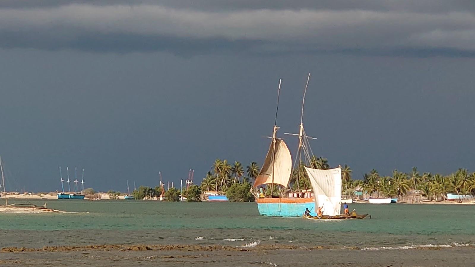 Sandee Belo Sur Mer Beach