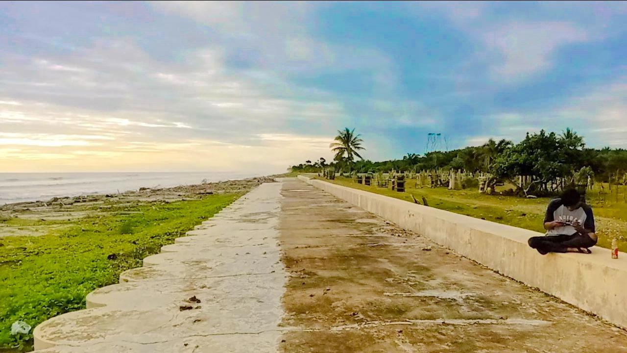 Sandee Pantai Pulau Baru Photo