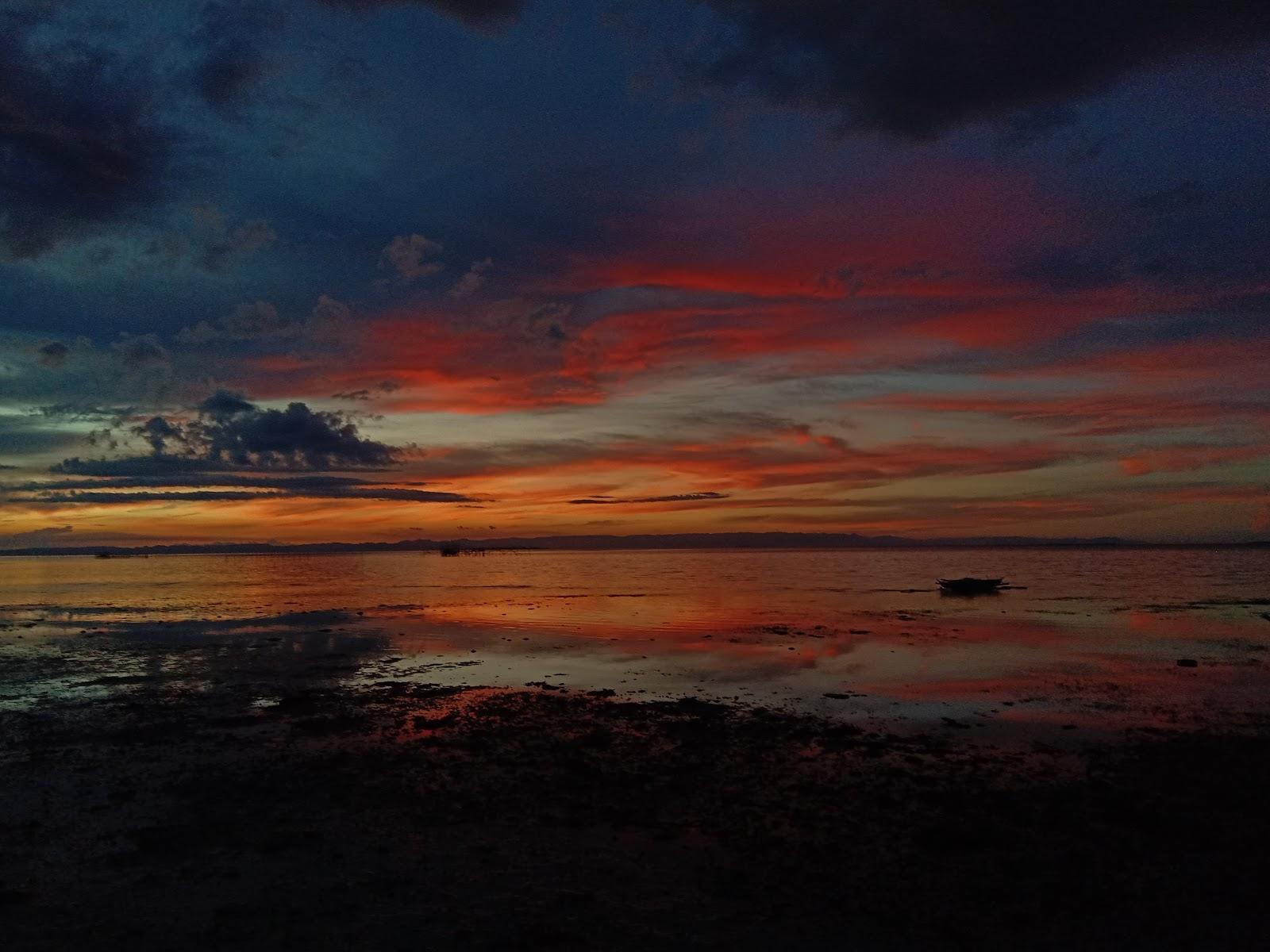 Sandee Tinangnan Beach Resort