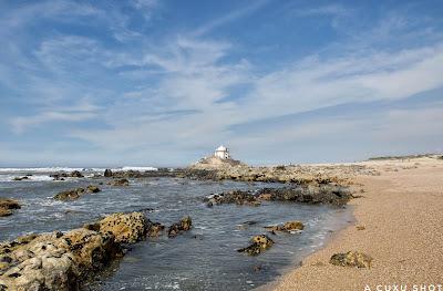 Sandee - Senhor Da Pedra Beach