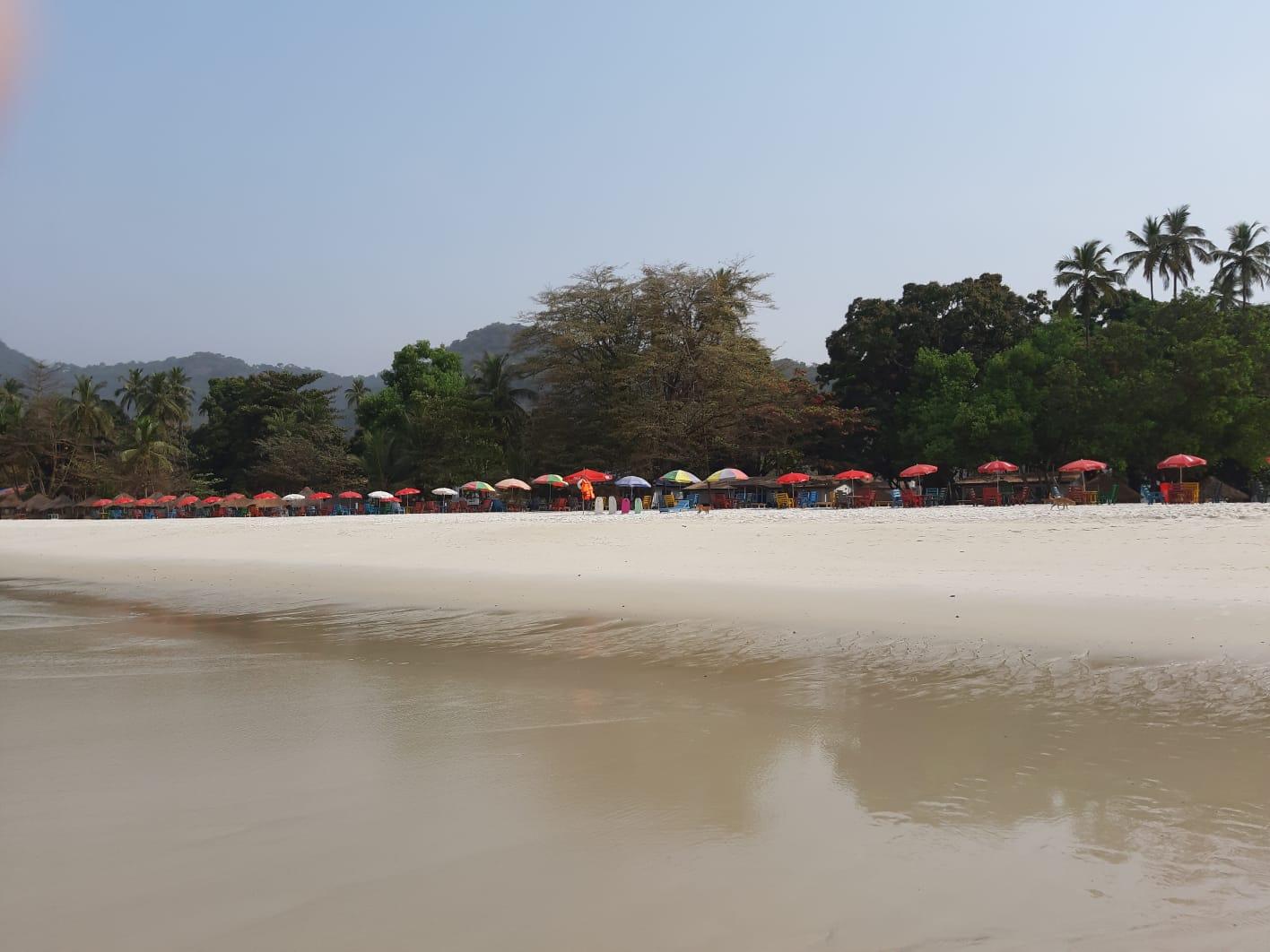 Sandee Laka Beach