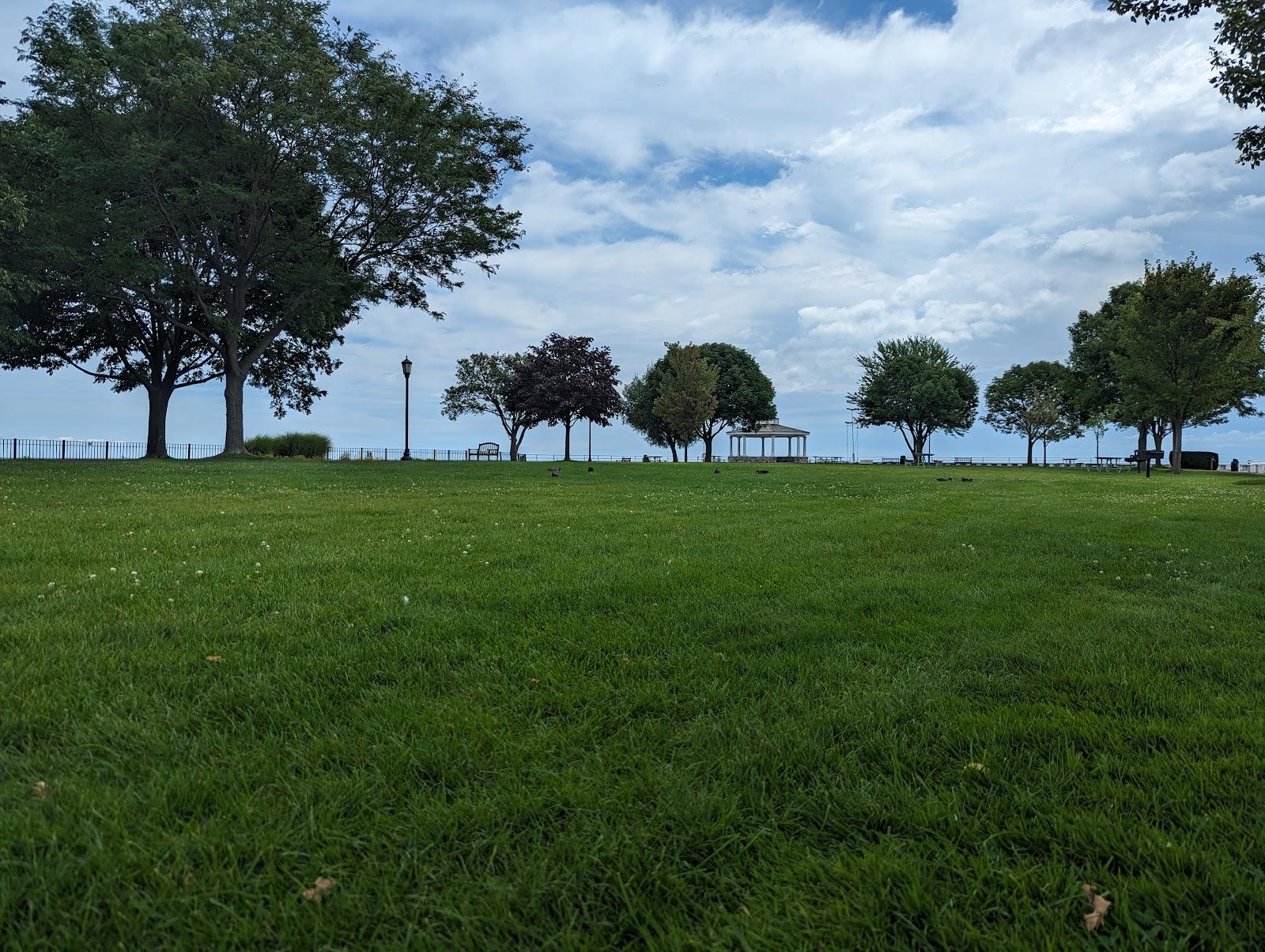 Sandee Pier Park