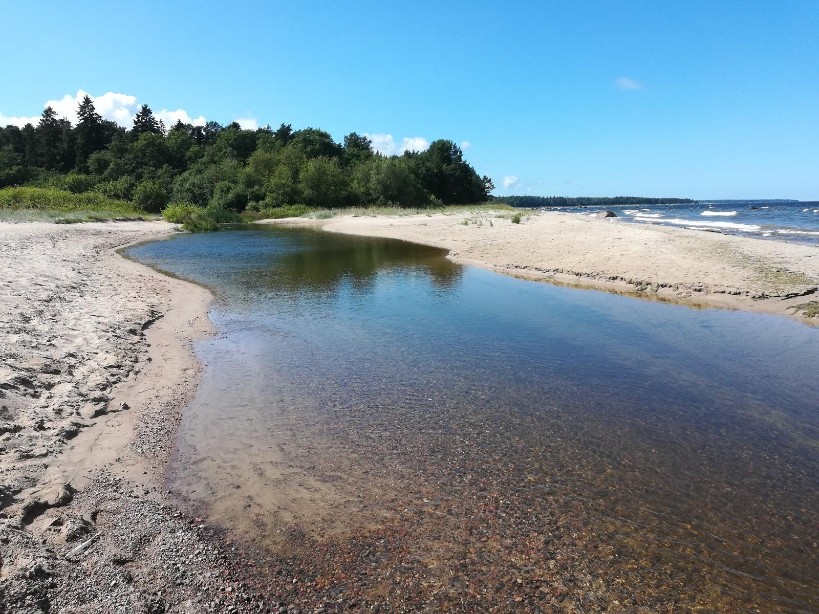 Sandee Karepa Beach