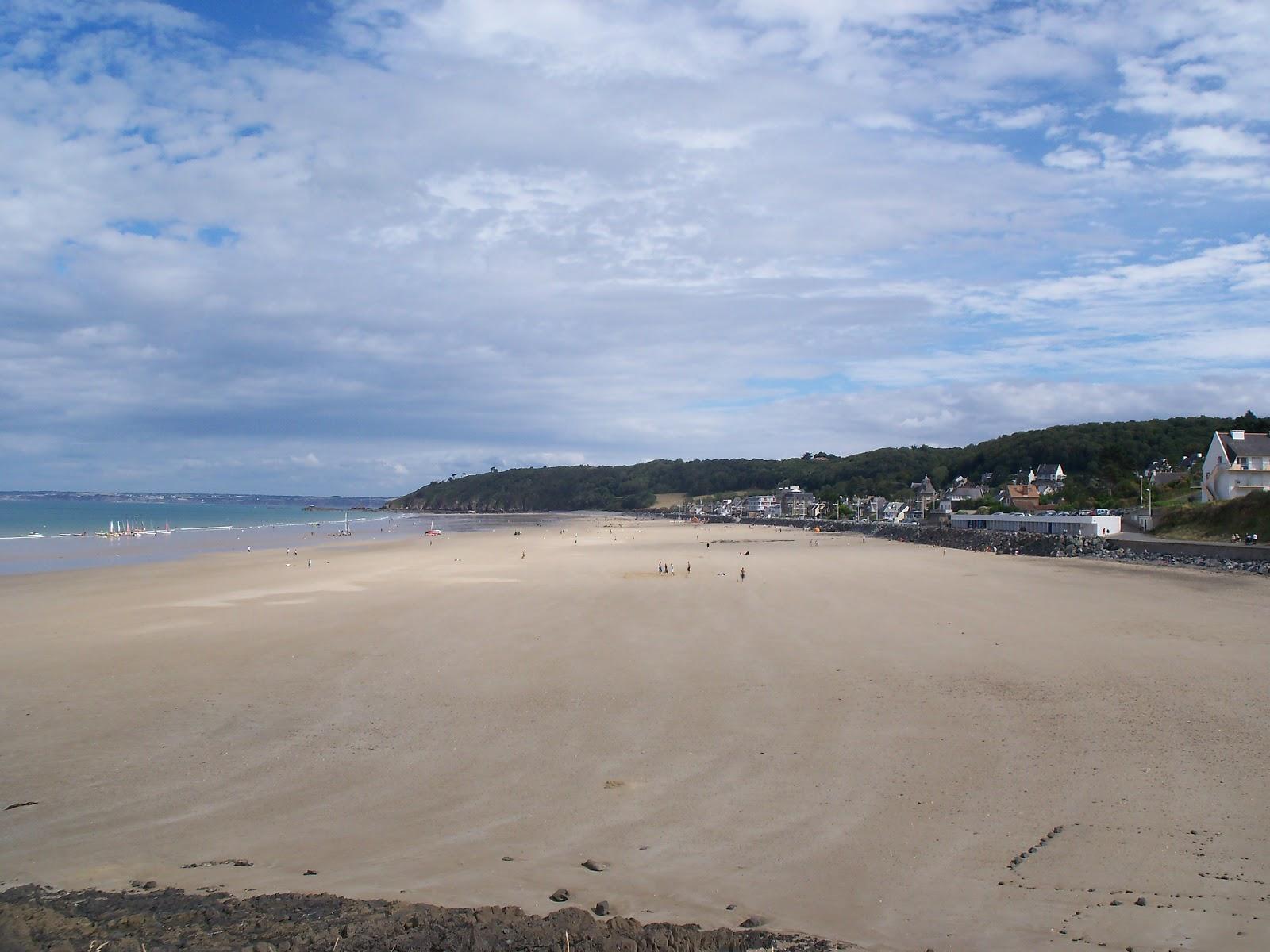 Sandee - Grande Plage Des Rosaires