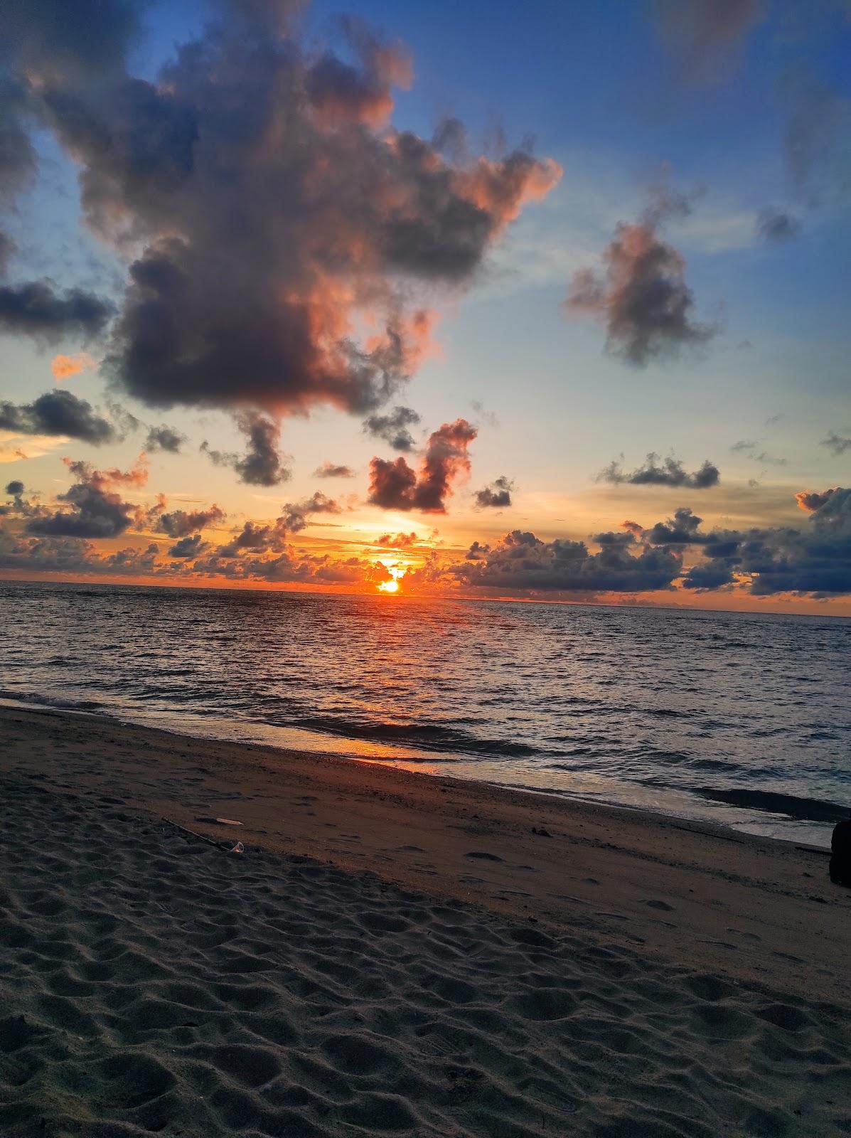 Sandee Pantai Labuan Ntongo Photo