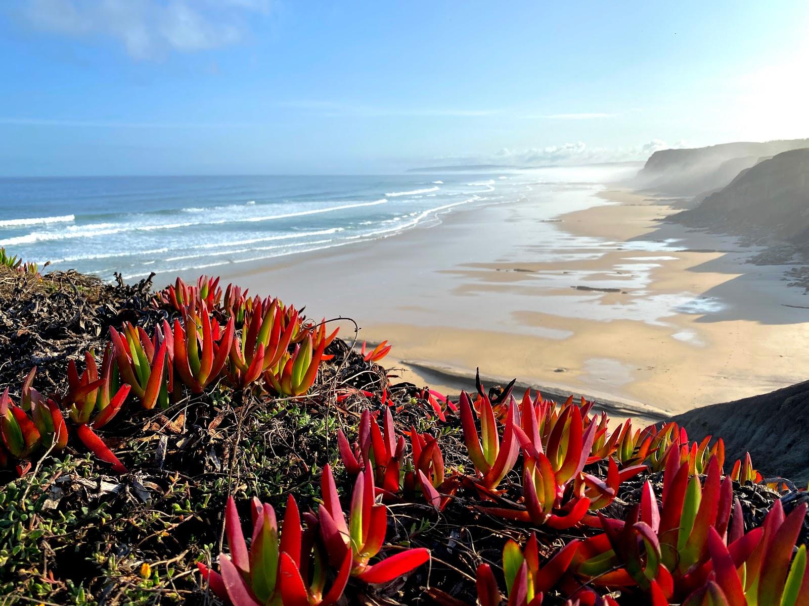 Sandee Praia Das Pedras Muitas Photo