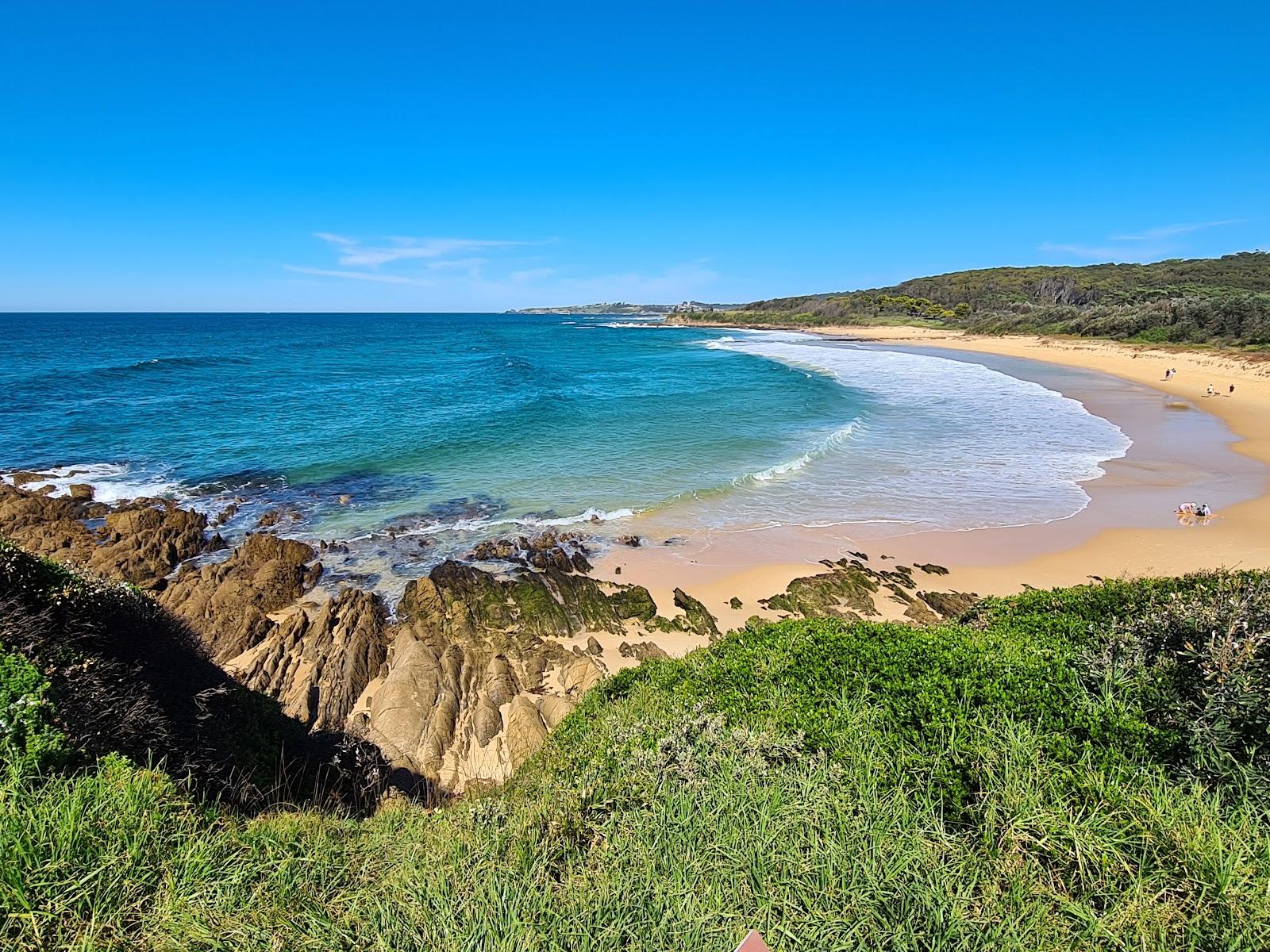 Sandee Duesburys Beach