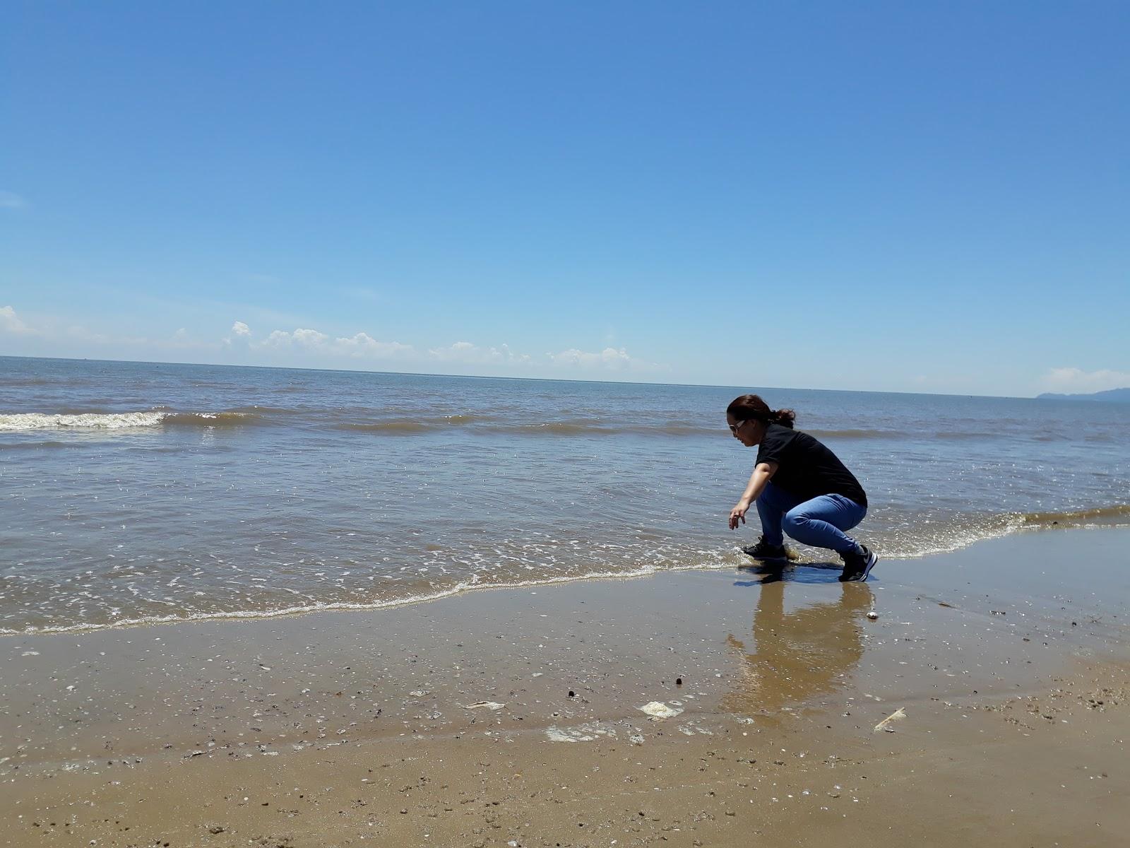 Sandee Beach Quan Cay Duong