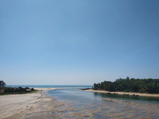 Sandee Taramumbari Beach Photo