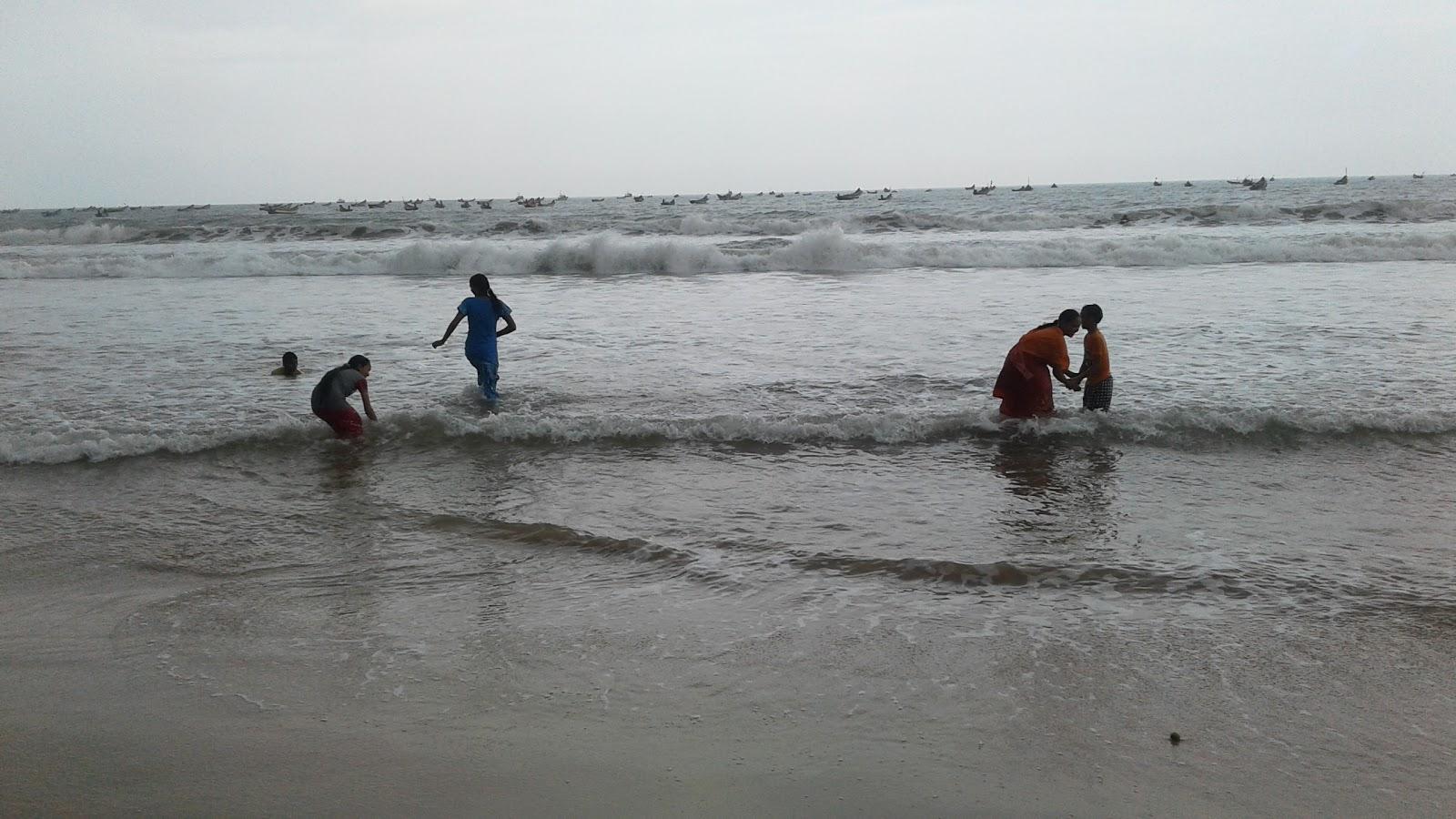 Sandee Kadaiya Beach