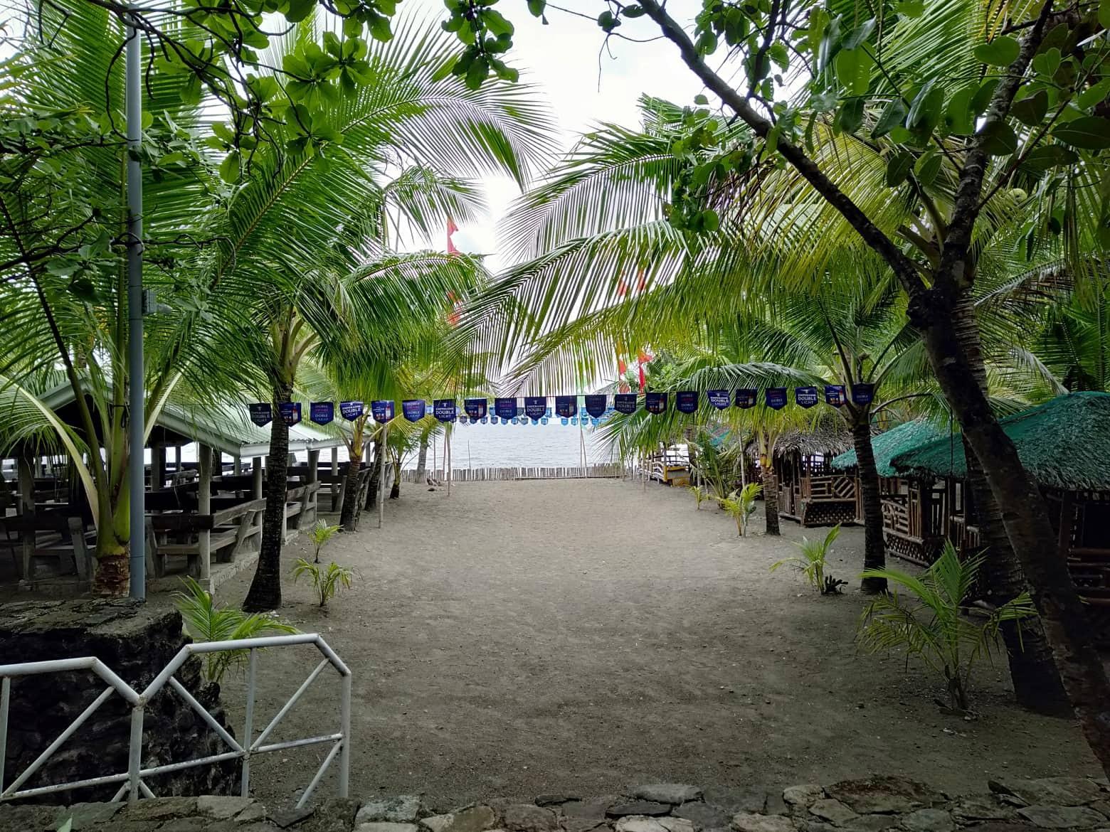 Sandee Riovida Beach Resort