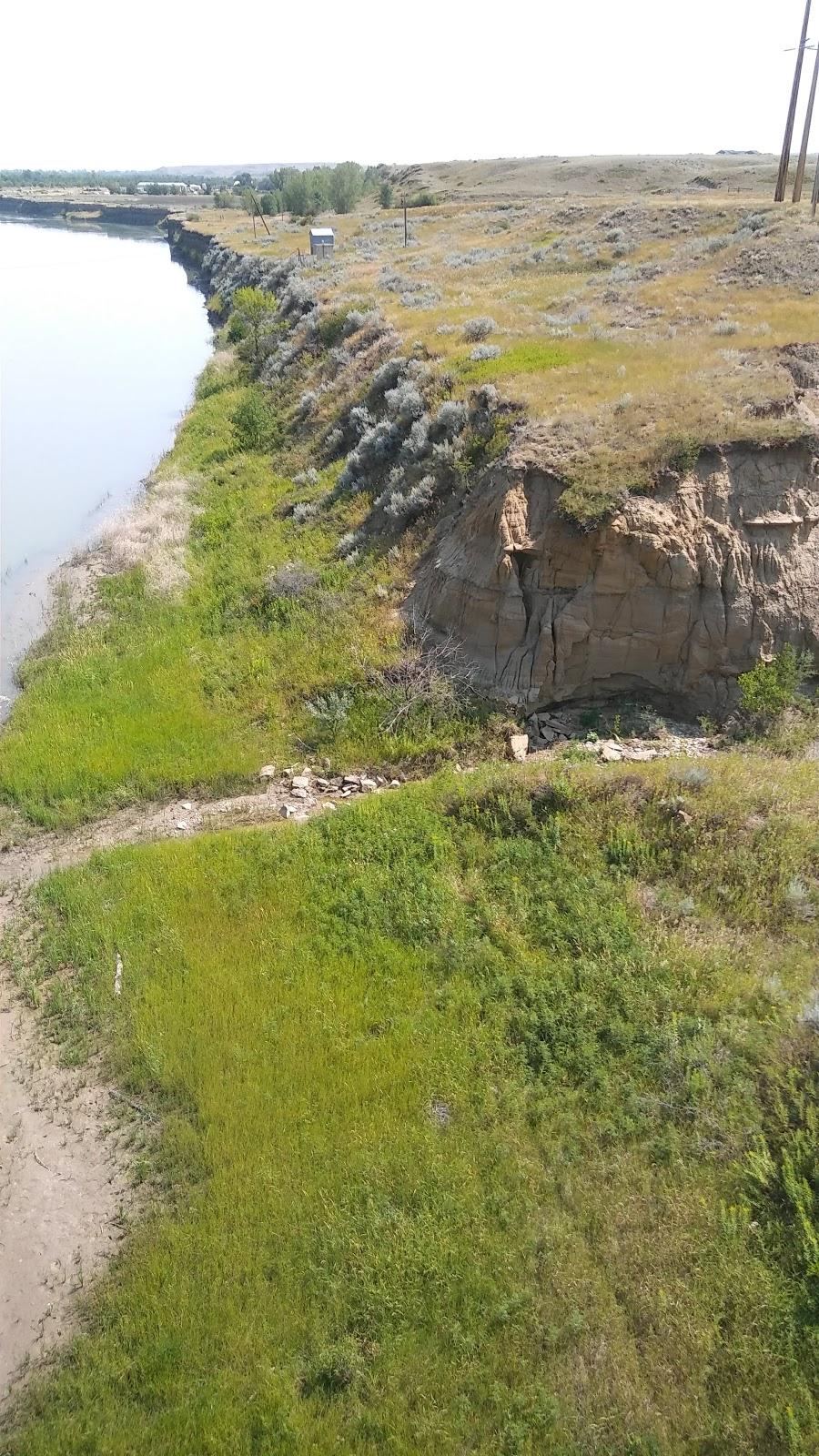 Sandee Public Shoreline Beach Wolf Point