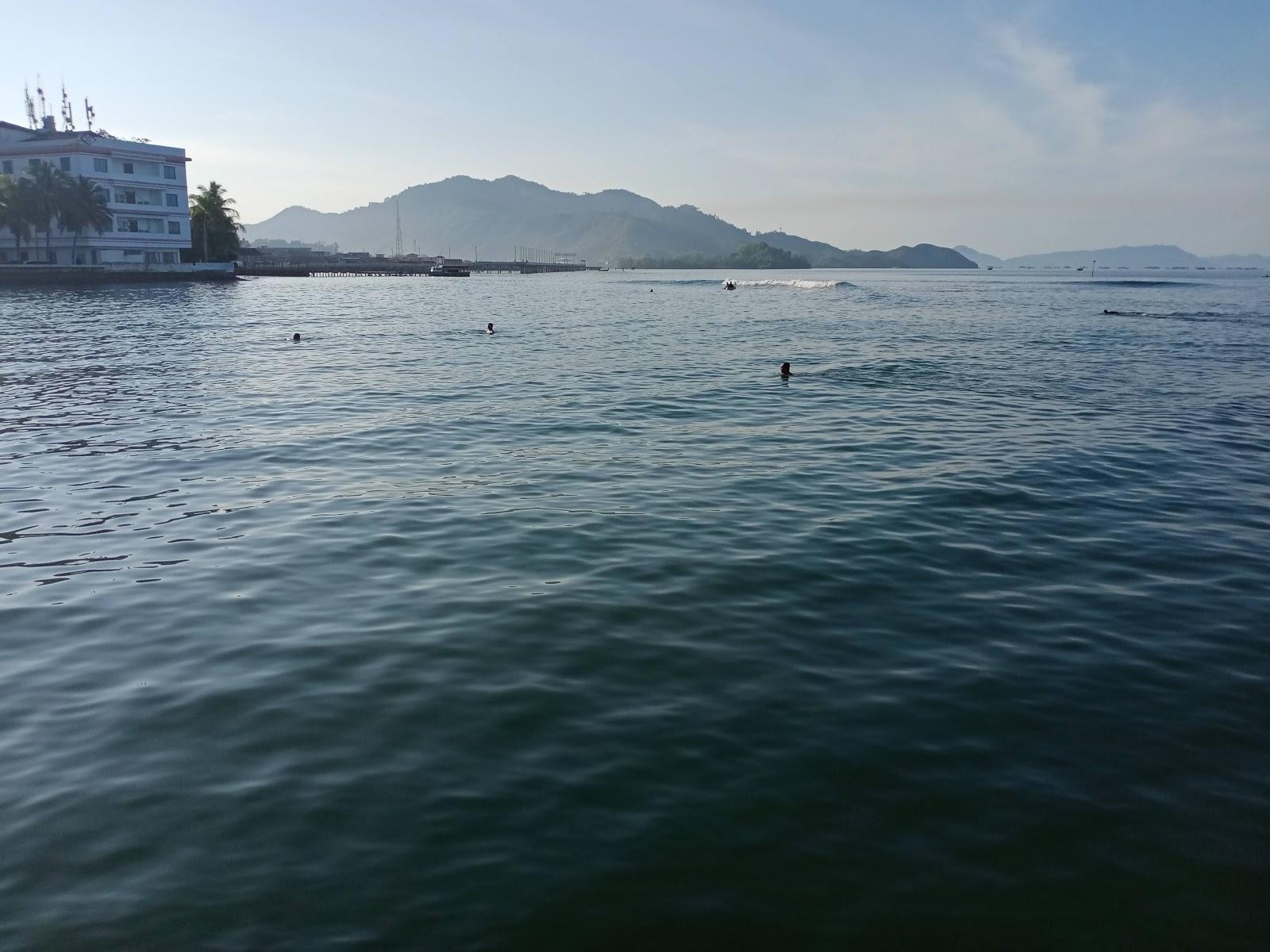 Sandee Weluan Beach