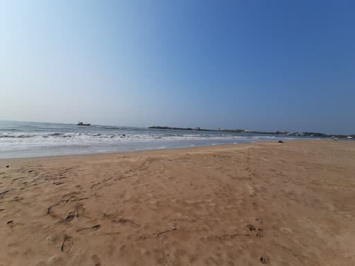Sandee Vanakbara Beach Photo