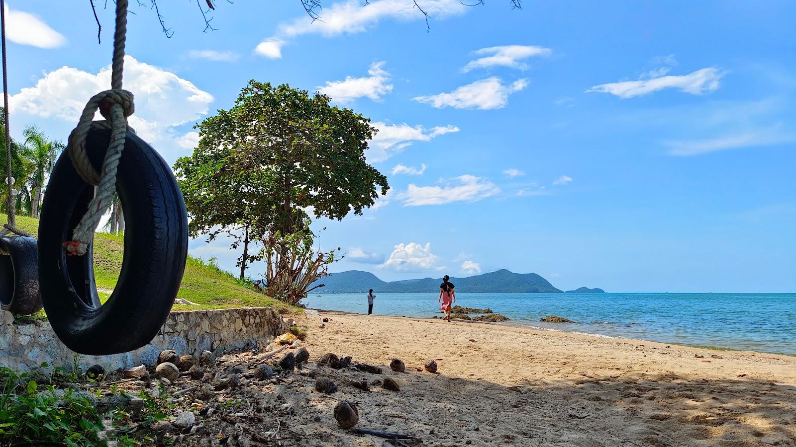Sandee Tawanron Beach