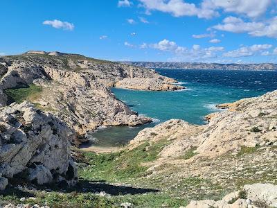 Sandee - Calanque De L'Huile