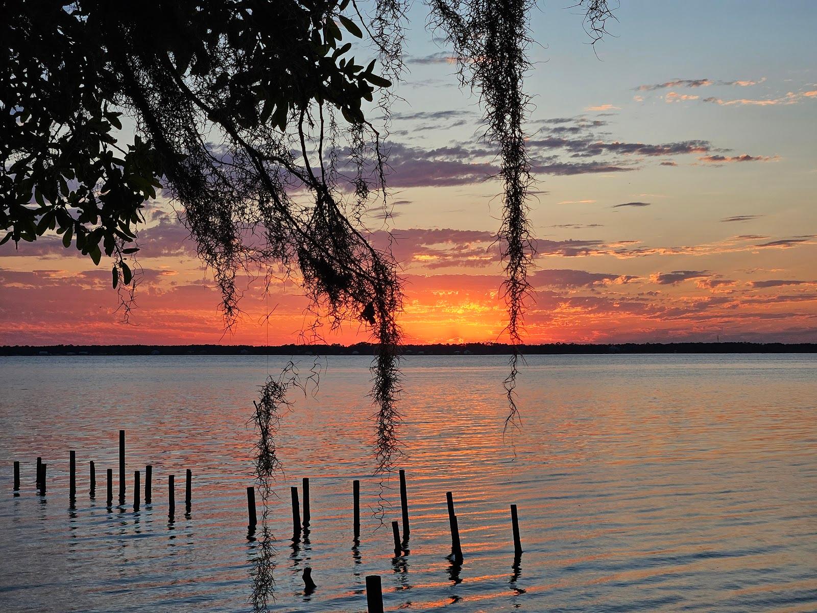 Sandee - Escribano Point