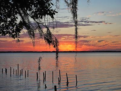 Sandee - Escribano Point