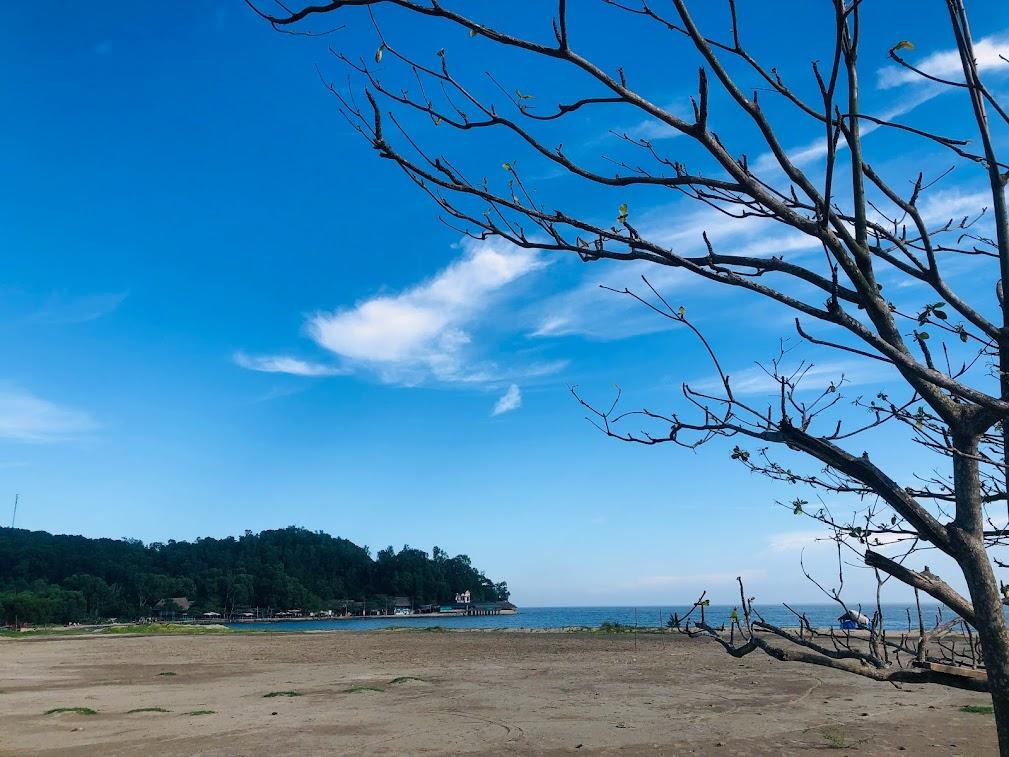 Sandee Vinh Son Beach