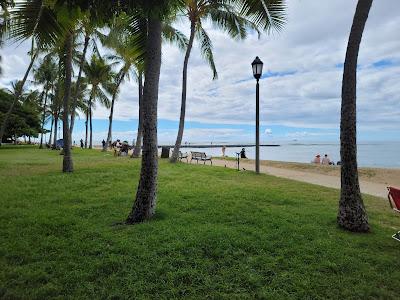 Sandee - Kapi'Olani Park